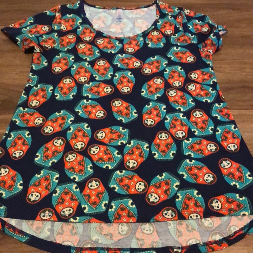 Nesting dolls top